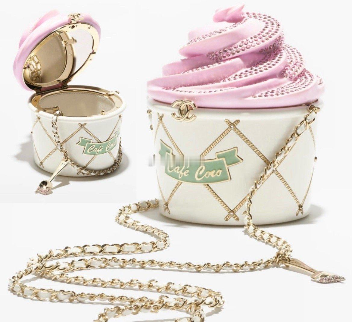 Chanel2025/26早春度假系列及香奈儿2026早秋工坊系列不约而同的带