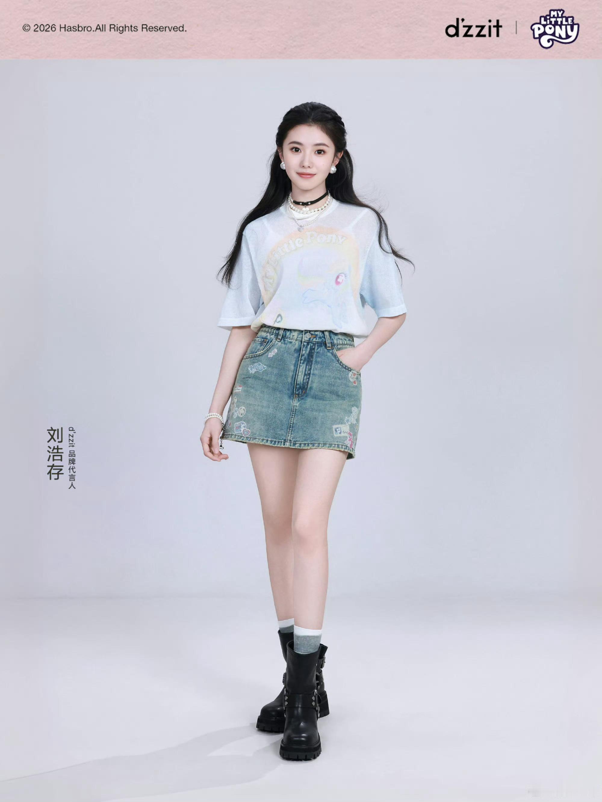 地素发的存子这张脸真的不论穿什么都自带一股童话故事感….🫧