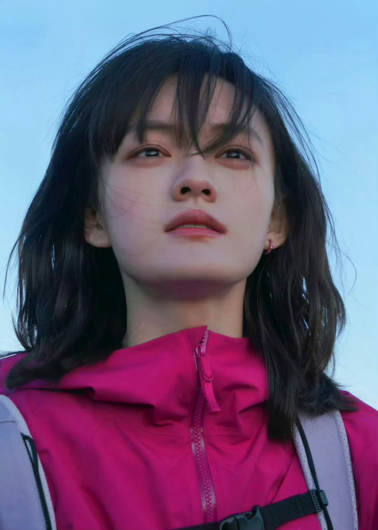 真的会有人不停的在思念着一对素未谋面过的眼睛…..​​​