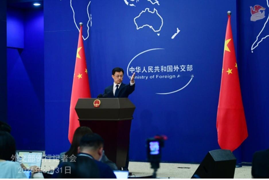 在今天（8月31日）外交部例行记者会上，彭博社记者：“一些印度媒体将此次泥石流灾