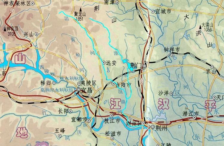 湖北省的沮漳河，又一个两河交汇，各取一个字命名水系的案例。类似的还有潮白河、伊洛