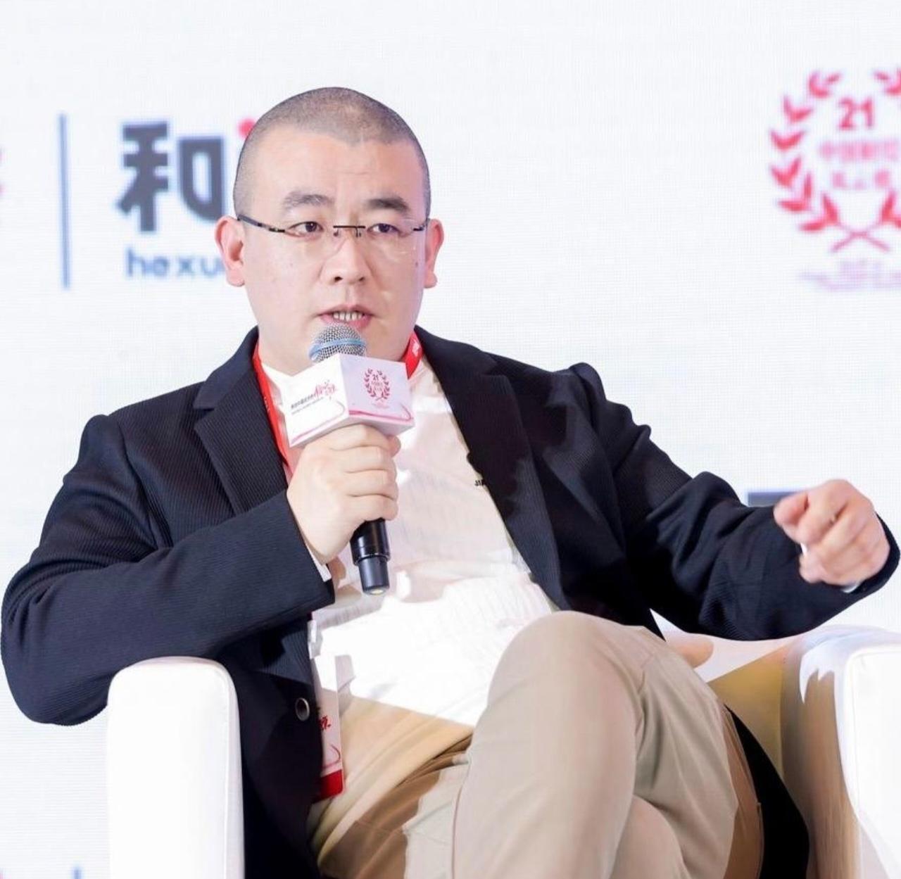 除了凸教授被禁言了,好像“投机大拿”也被禁言了。有人知道投机大拿吗?投机大拿与刘