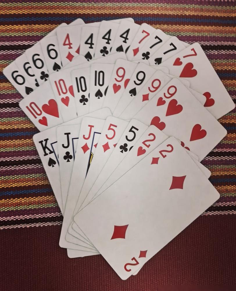 对家疯狂抢A，我攥着五把底裤级小碎炸没王没主，手心全是冷汗。换你你肯定觉得