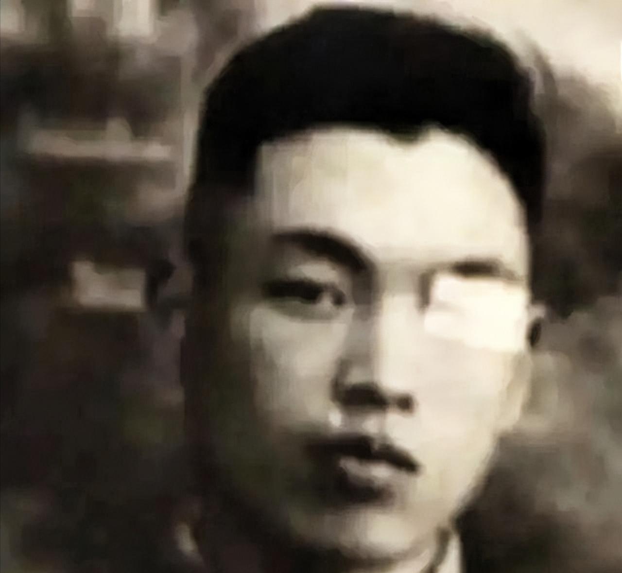1950年11月中旬，朱彦夫所在的部队在长津湖地区，对麦克阿瑟的部队实施了反突击