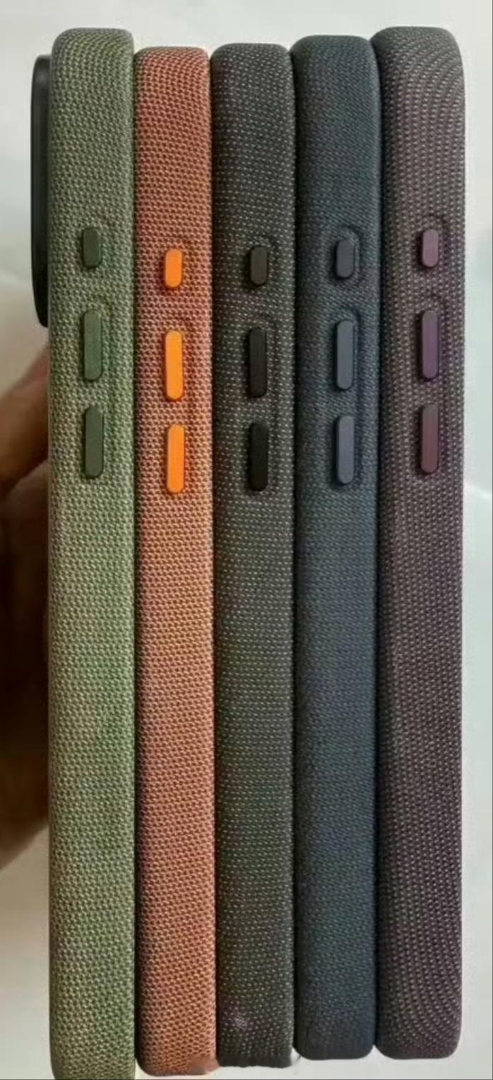 iPhone17手机壳配色是因为季节原因吗？今年主打的是淡色系和织物？看手机壳