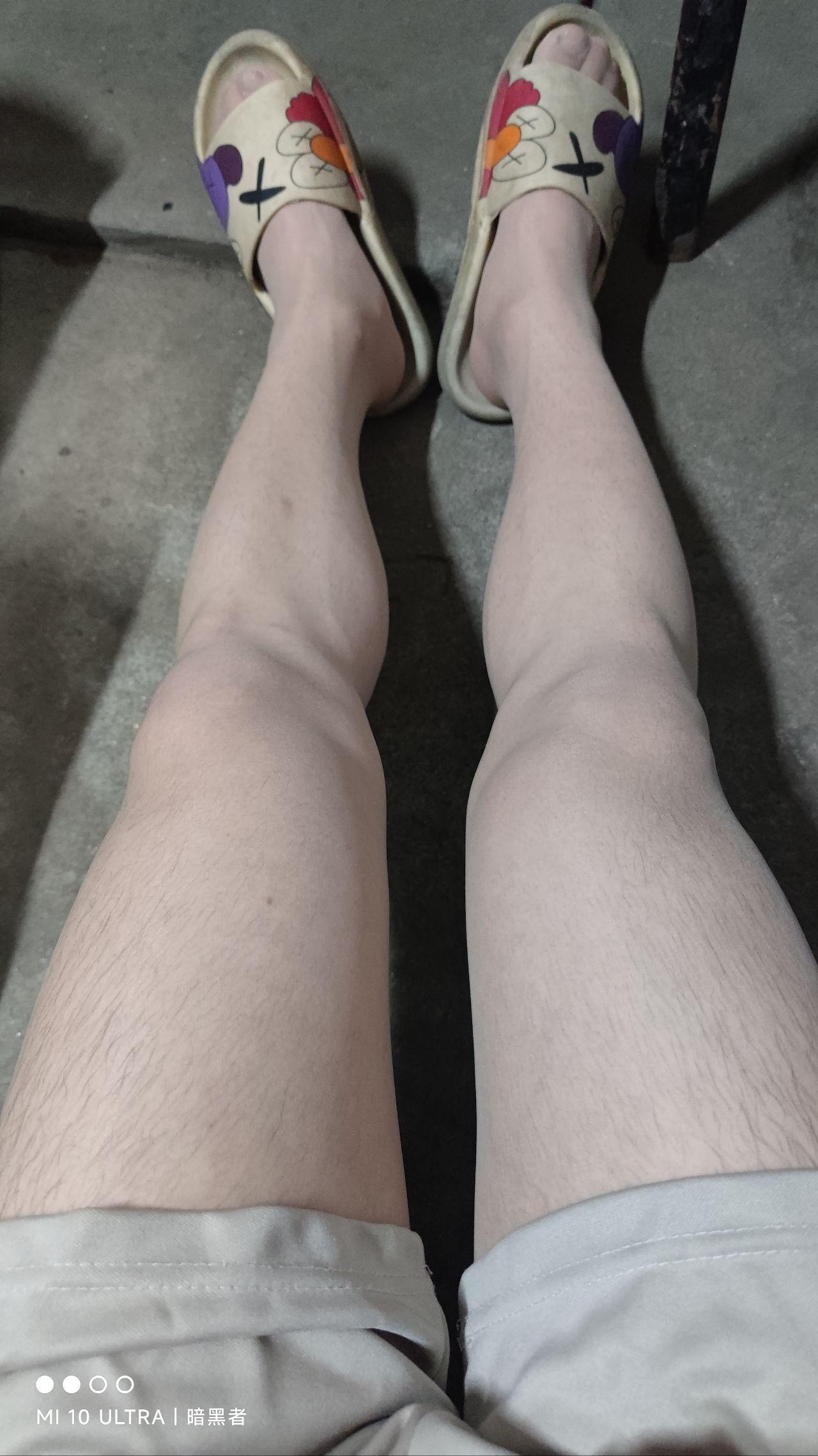 中国女性更喜欢没腿毛的男生还是喜欢腿毛多的？