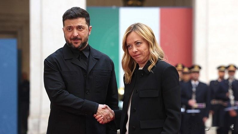 矛与盾：意大利的梅洛尼根本说不动泽连斯基，反被提了一脸的要求。意大利总理梅洛