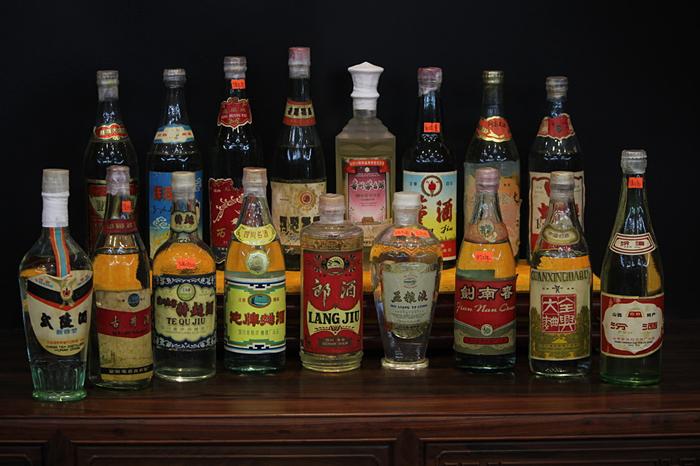 计划经济年代，好烟好酒都是传说、市面上根本看不到经常看到网友说1970～198