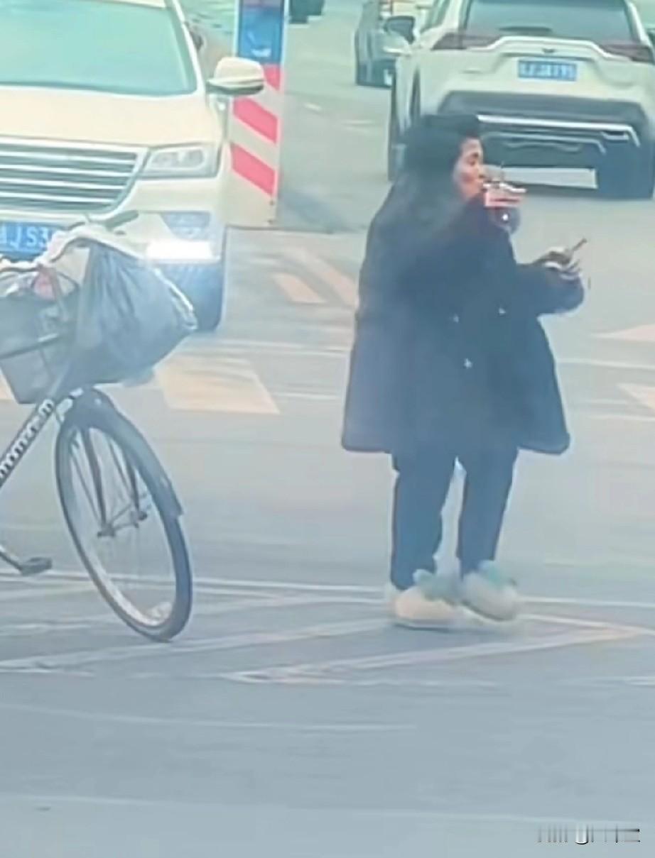 如果哪天我成了这样，我想我应该是最快乐的时候，这一星期，我过得天崩地裂，因