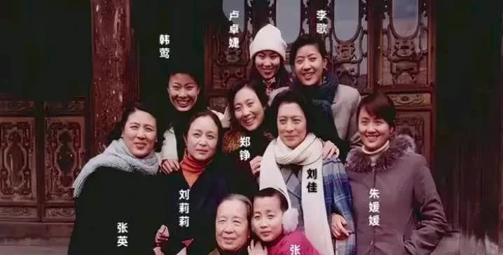 生命无常。感叹今生的相遇，珍惜眼前的生活。《家有九凤》四凤，七凤，都患癌离世，音
