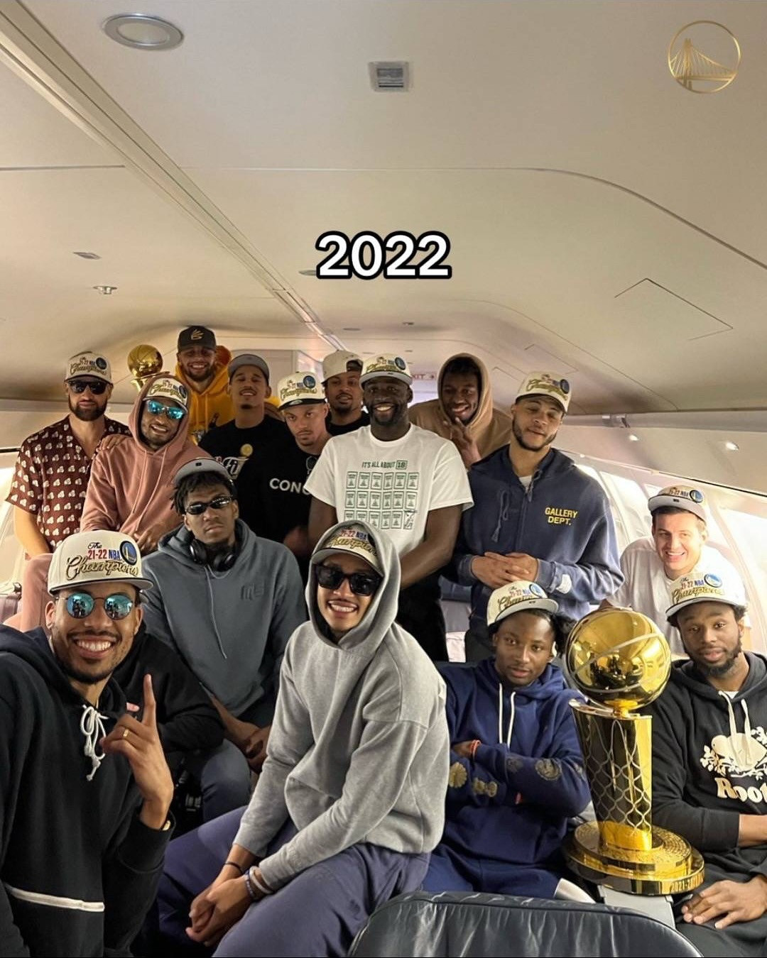 也已经物是人非了。我的观赛搭子​​​