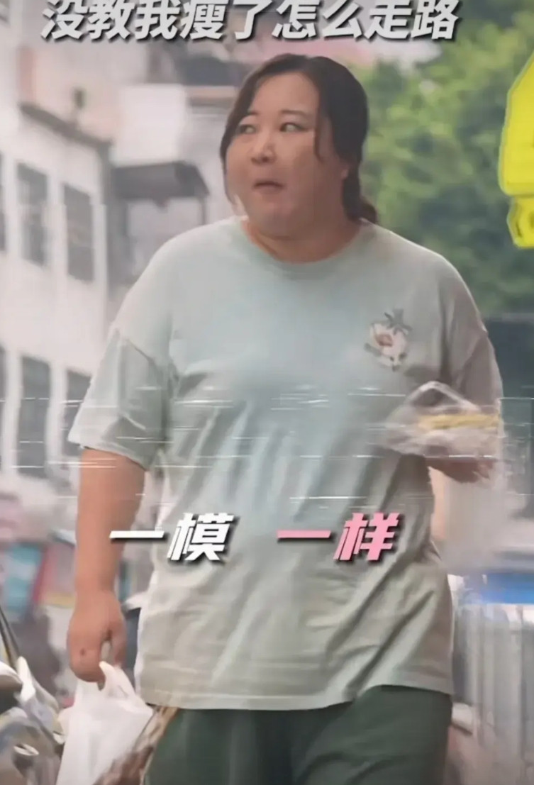 贾玲今天正式拿下大碗娱乐100%股权，彻底变身公司唯一老板，公司法人是她爸贾文田