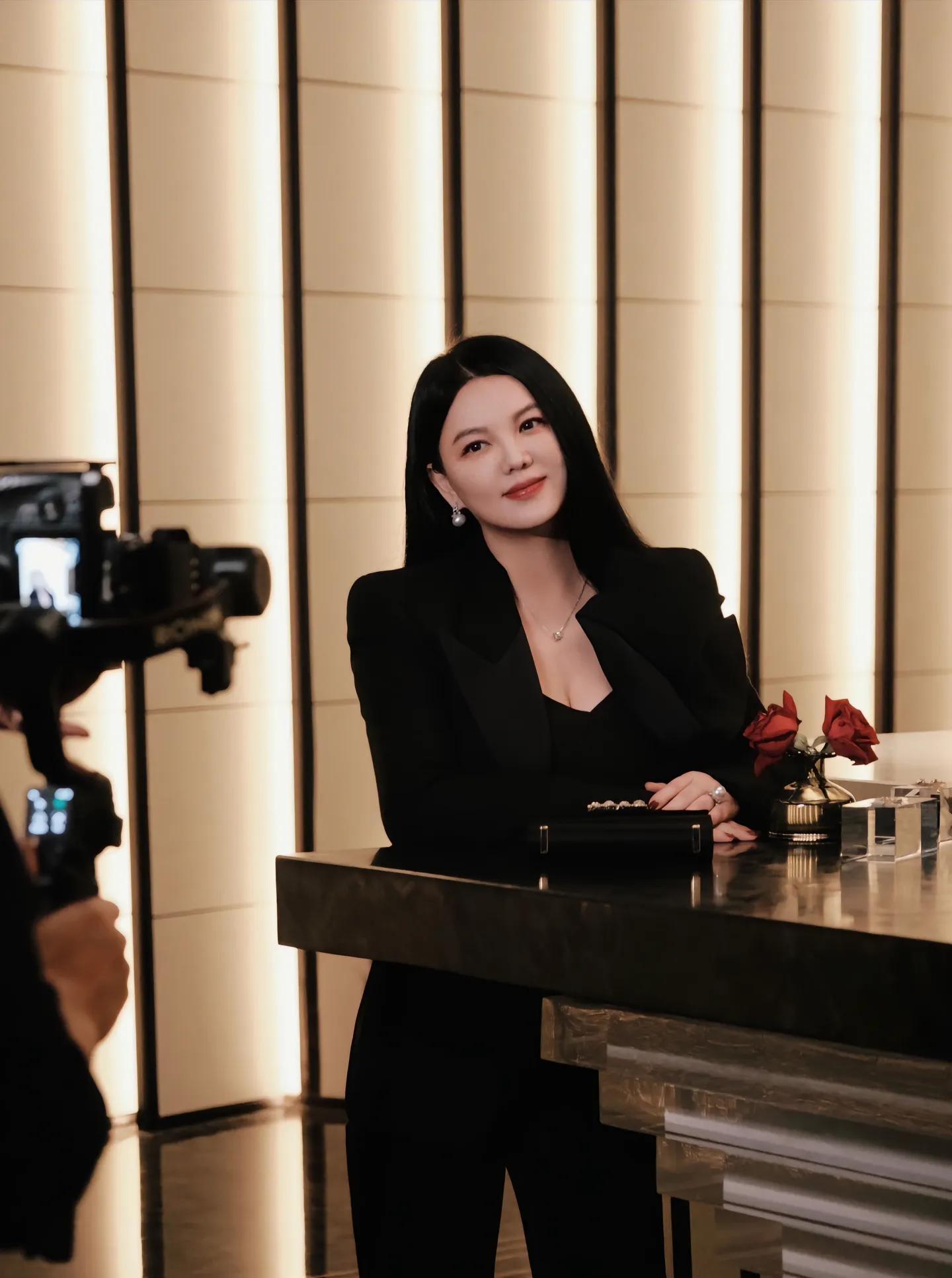 李湘年轻时的颜值有多惊艳堪称人间富贵花