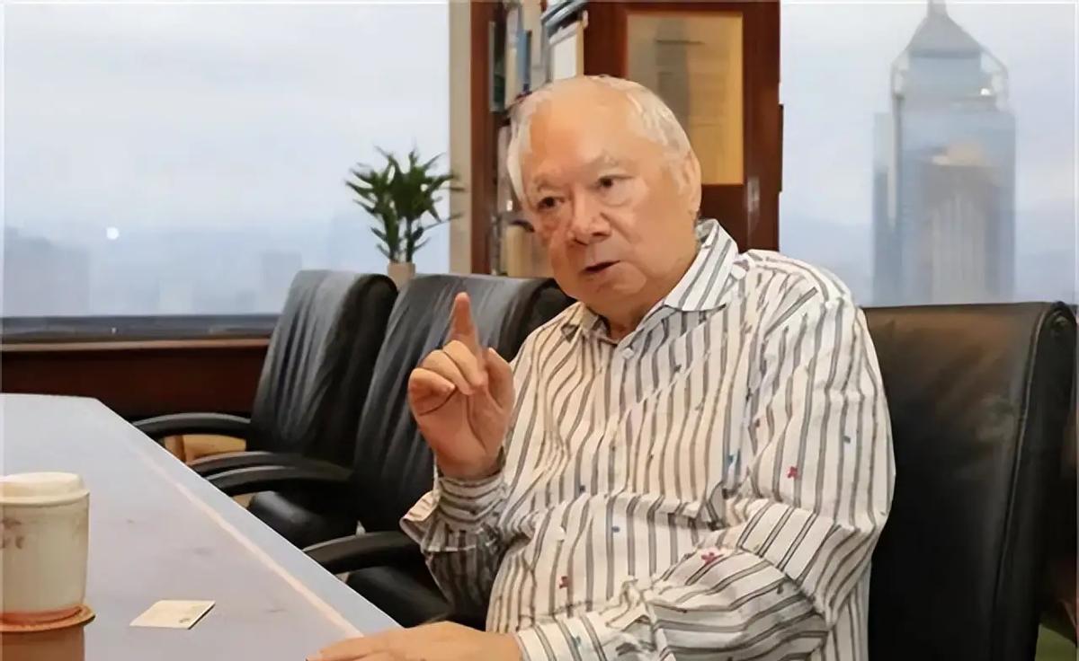 90年代，香港富商斥巨资建成了虎门大桥，他豪言：“等收回成本30亿，我就把这桥捐