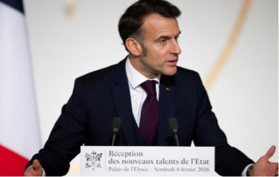 中国明确表态：只要法国敢对中国下手，那中国立马就打出三张“王牌”。2月11日