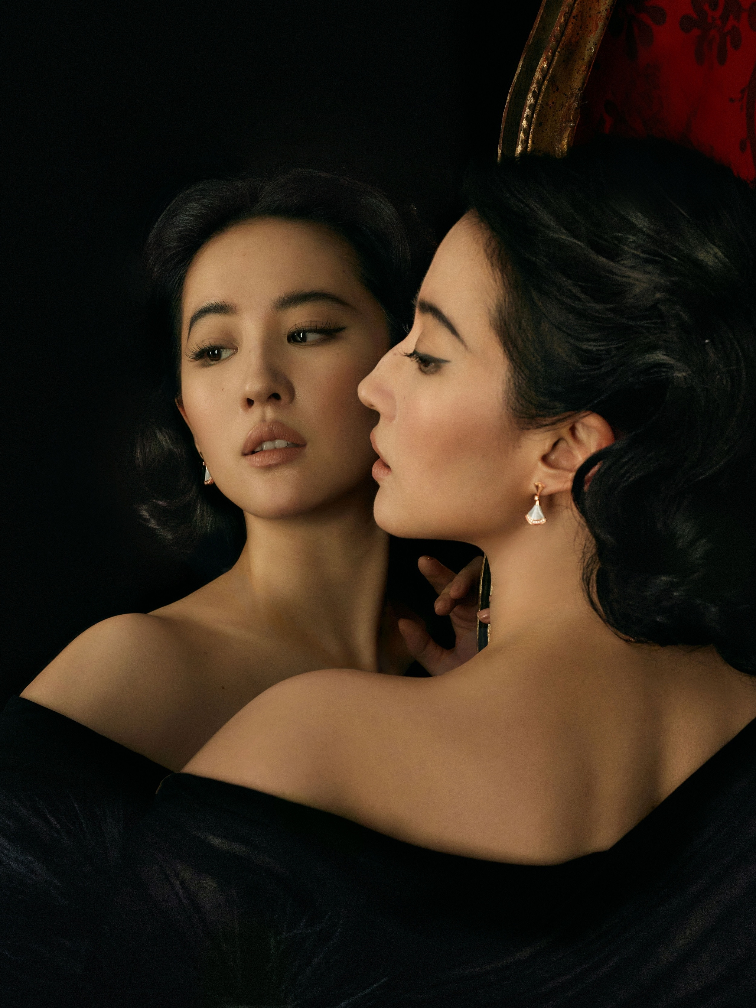 刘亦菲旗袍📸上新2张无字纯净版