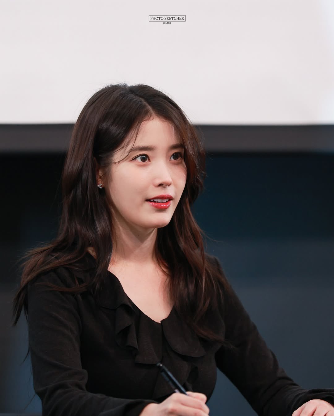 251107IU炸鸡签名会高清饭拍状态好的不得了​​​