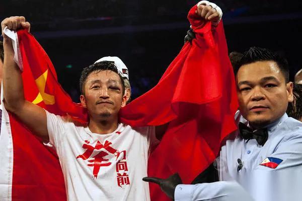 冉莹颖这反差我看傻了谁能想到当年站在香港半山别墅衣帽间、随手拎喜马拉雅鳄