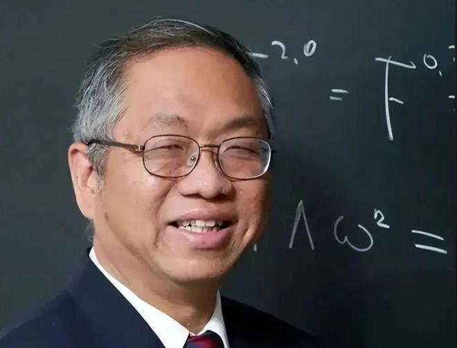 菲尔兹奖得主、美籍华裔数学家丘成桐，在深圳的一场分享里，直接把话说得太透了——没