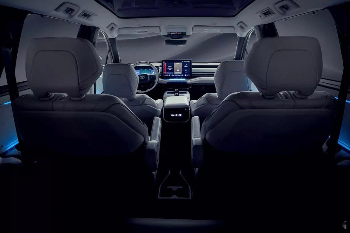 啥，汉兰达都要换代了2月11日全球首发，预告显示，在海外市场要变成纯电版了。目前