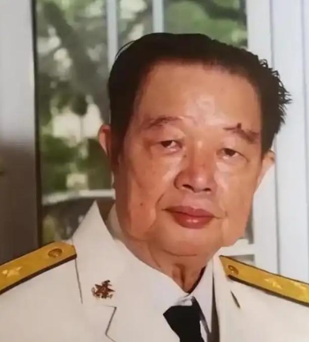 中国不开第一枪！金一南教授曾说过：“如果不是1988年陈伟文将军果断亮剑，击沉越