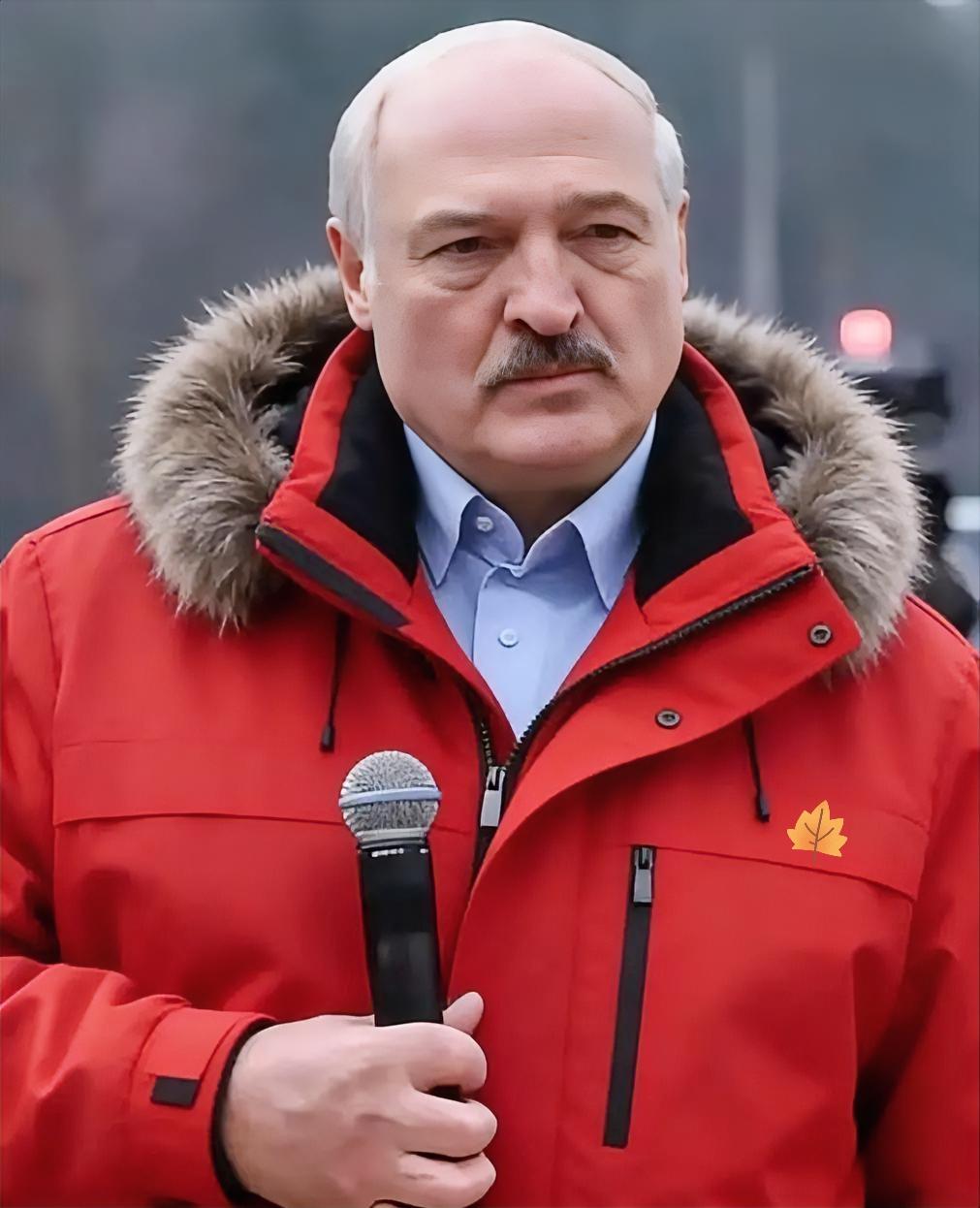 卢卡申科是真头铁！1月8日，白俄罗斯总统卢卡申科在明斯克参加活动时直接放话：要