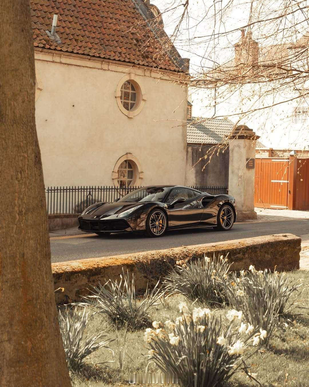 Ferrari488GTB黑外奶油内饰​​​