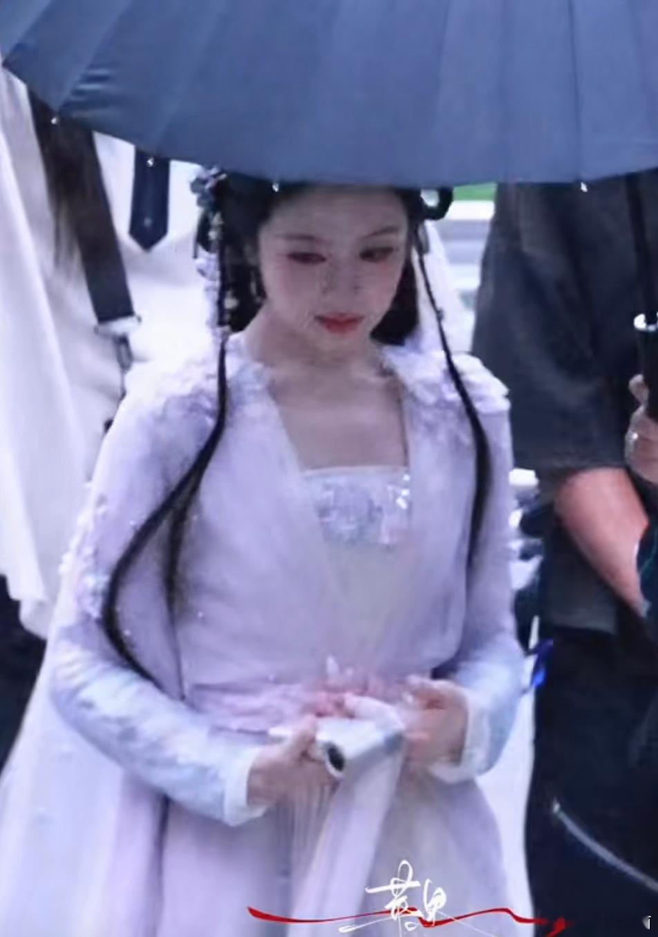 李兰迪《千夜奇谭》千云兮紫衣路透，灵动飘逸的小仙女！​​​