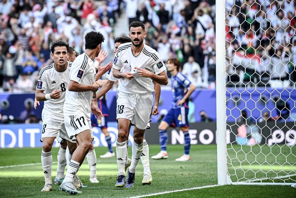 伊朗有可能不能参加世界杯，现在连伊拉克表示因为局势的动荡，伊拉克足协已通知国际足