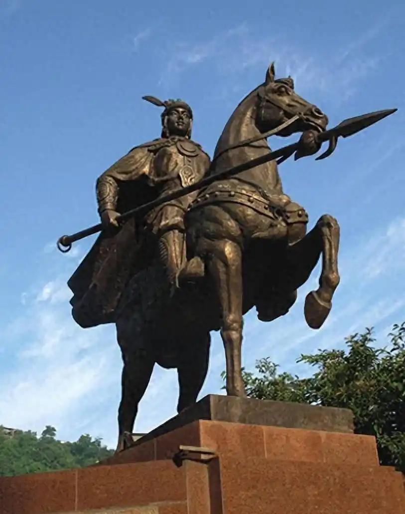 明末崇祯犯的最大错误，是没有招安李自成？1644年3月18号那个夜晚，如果崇