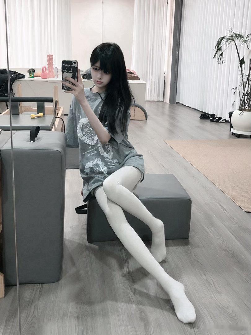 给你写情书不会看你和别人聊天崩溃自己整点泡面美味想想你的脸庞意淫陶