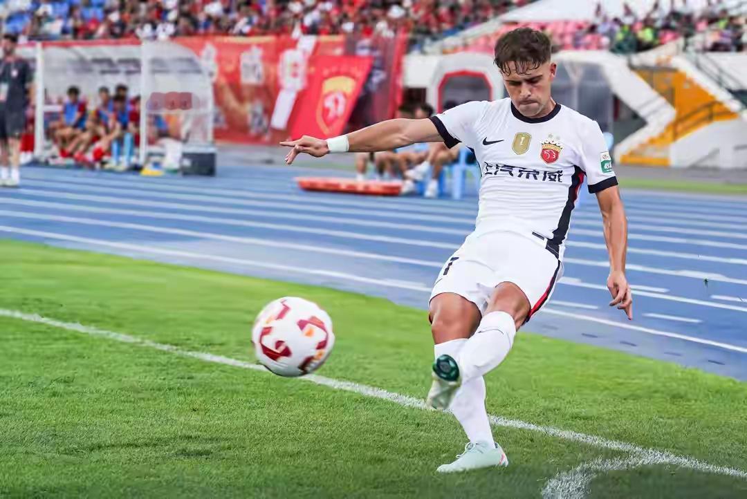 真的离开了从中超到中甲，梅伦多会后悔到东方冒险吗？经历完整冬训，还是离开。