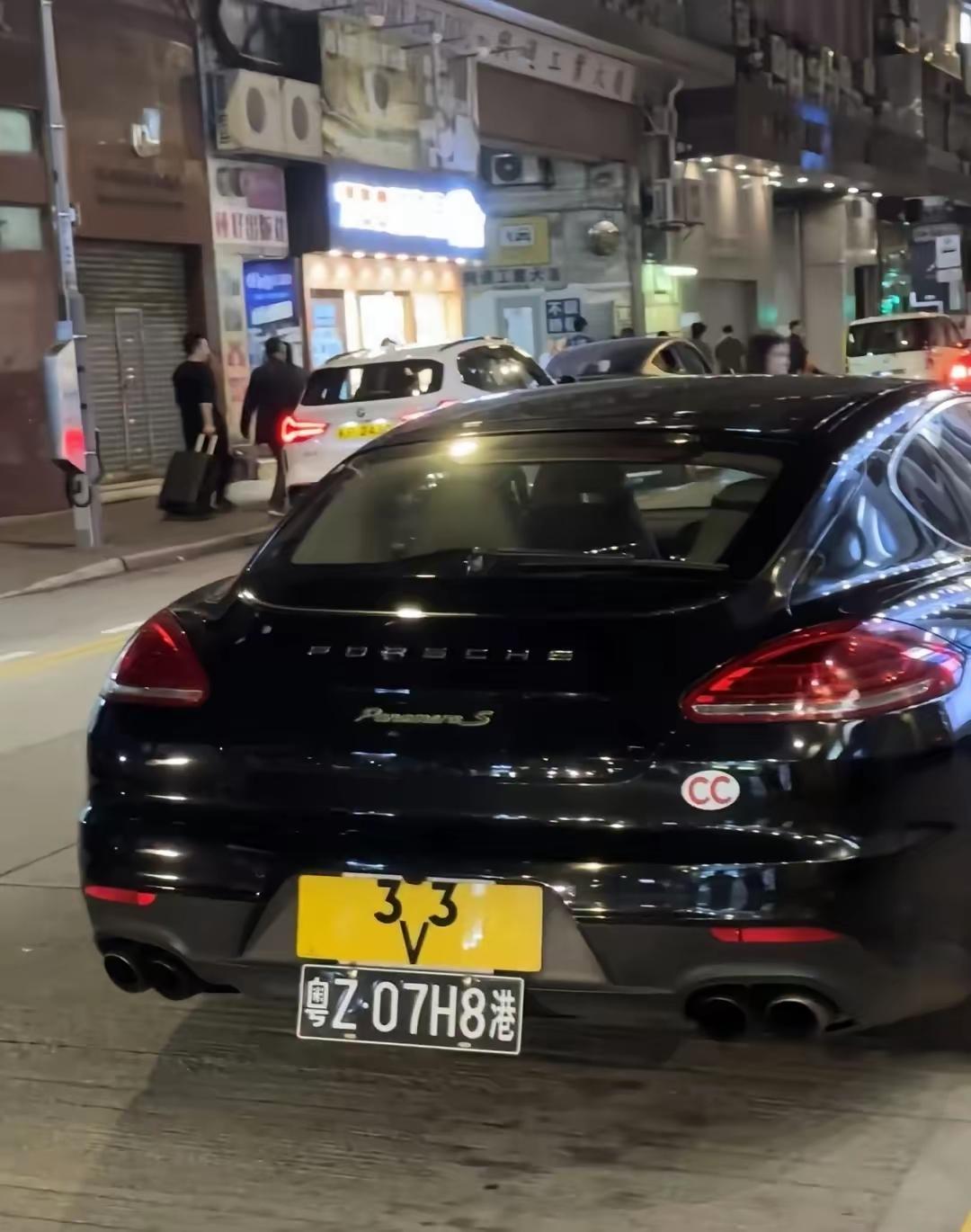 这是什么车牌,见也没见过