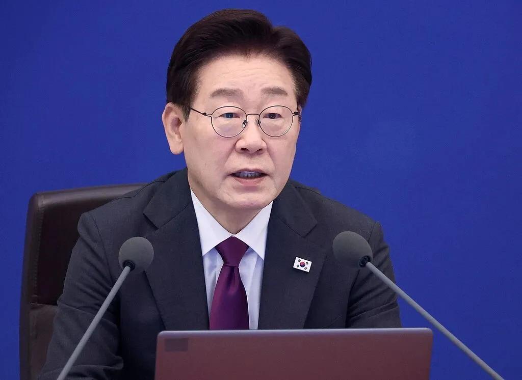谎话，胡话，5套能说出944套，这就是韩国媒体的正常话术。韩国首尔经济TV电视