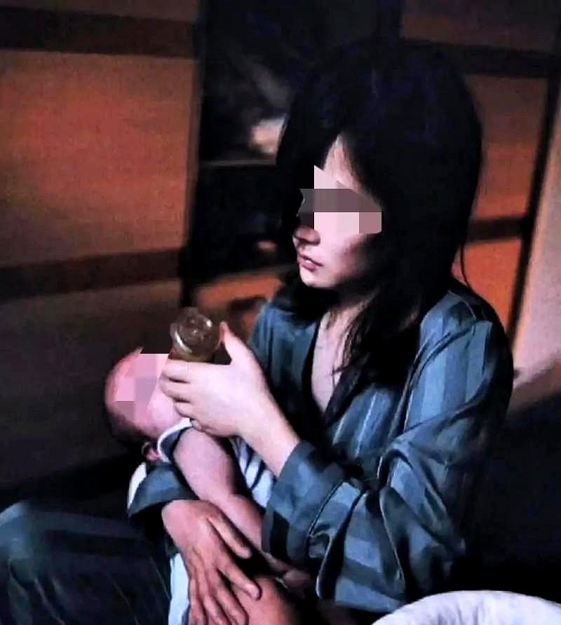 凌晨三点，老公出门接弟弟，结果电话死活打不通，人还不见了，这谁不慌？女人奶胀得