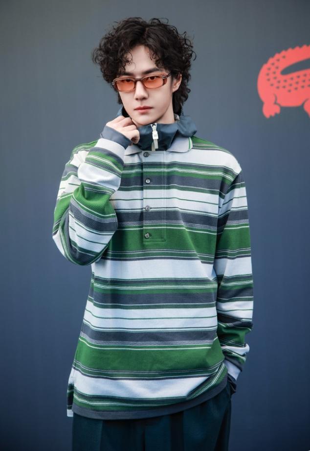 王一博看秀就是国际巨星的待遇！王一博在时尚圈确实已经达到了国际巨星的待遇，罗意