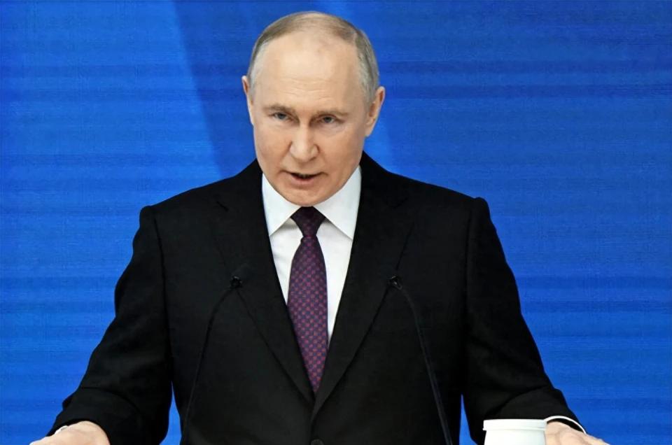 欧洲需要俄罗斯！！！近日，俄罗斯总统特别代表德米特里耶夫在社交媒体上评论一篇