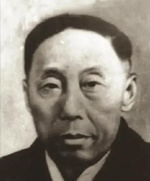 没有他就没有南海210万平方公里、的海洋领土！一位功在千秋，利在万代的功勋人物！