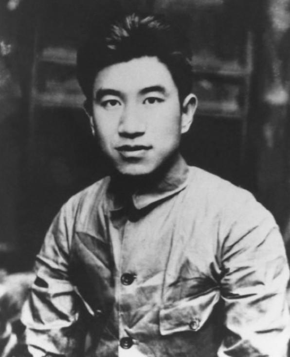 1934年地下交通员张子华：伪装商人被捕，凭借周密预案死里逃生1934年，