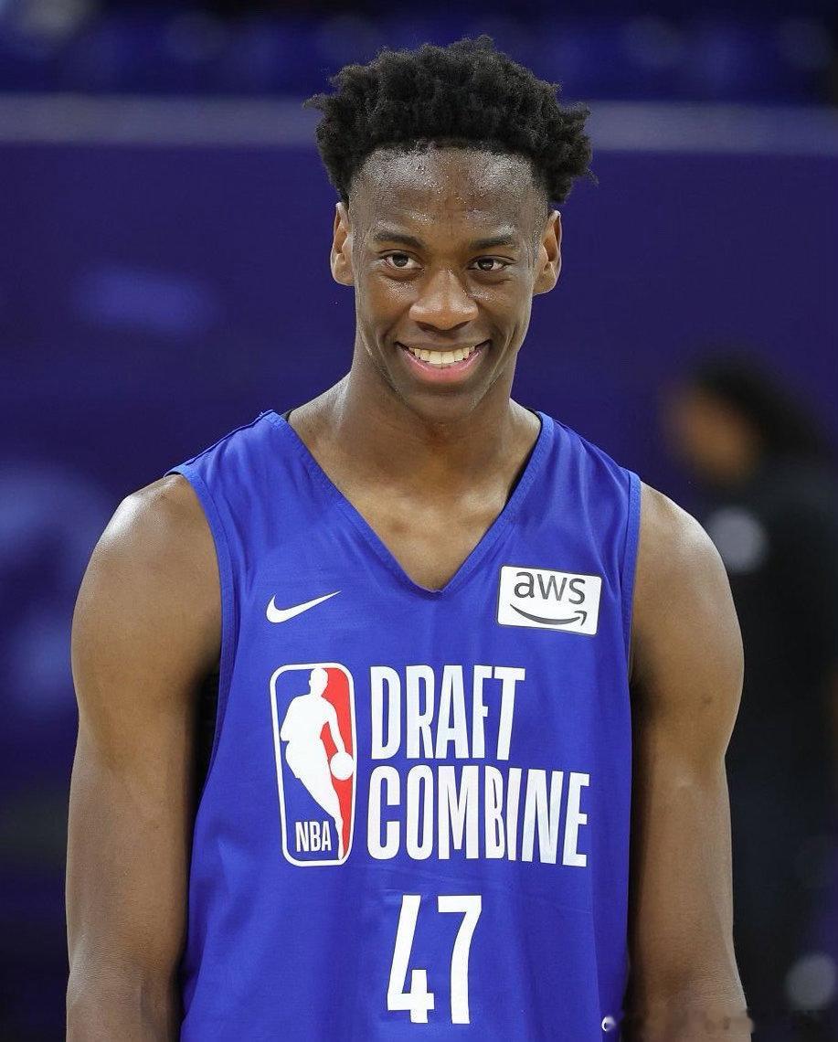 NBASpears：爵士队已经联系到了奇才队，询问从第2顺位交易得到第1顺位