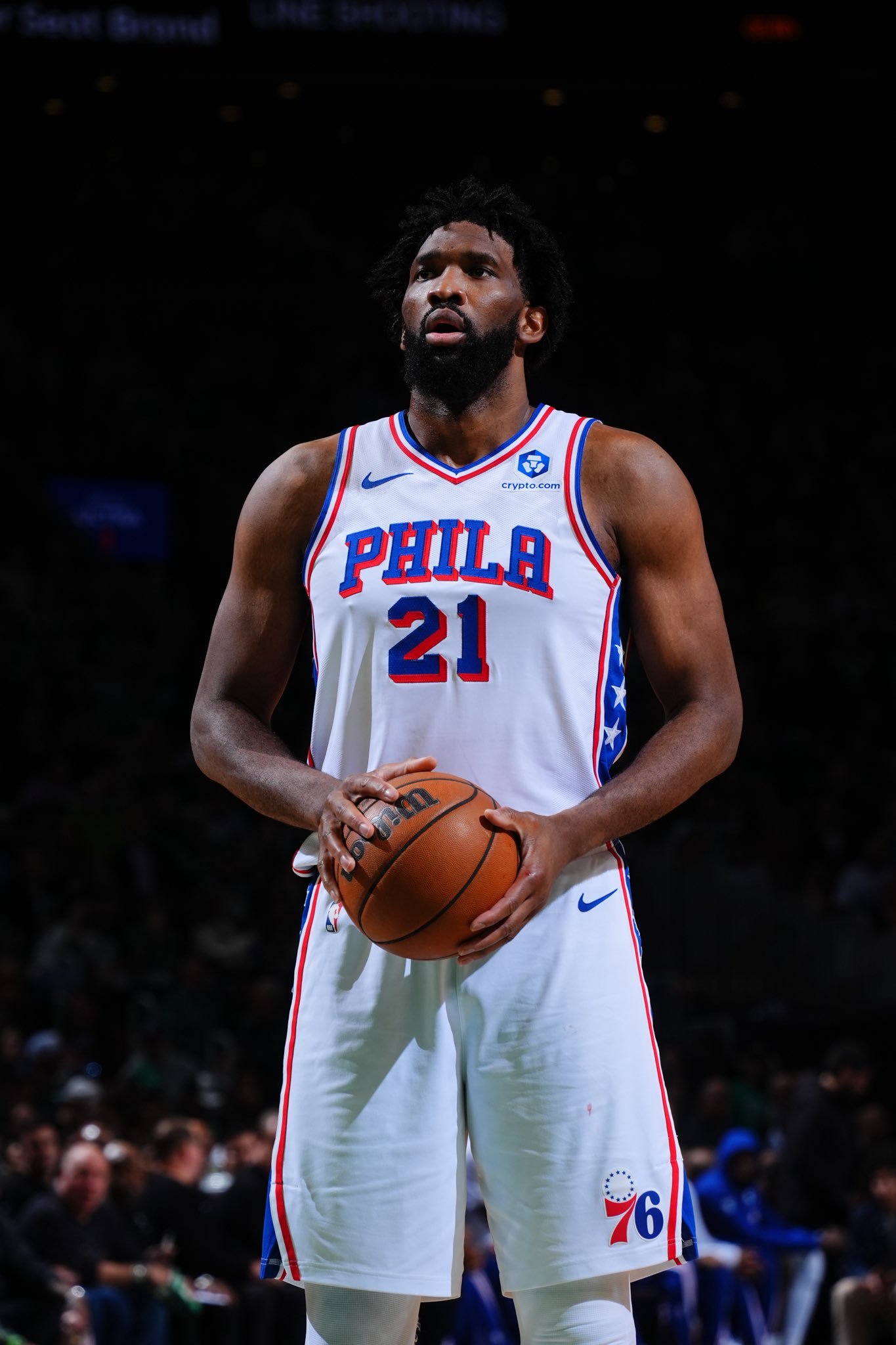 只要能打，恩比德永远会竭尽全力……——G1，21投9中，26分10篮板6助攻——