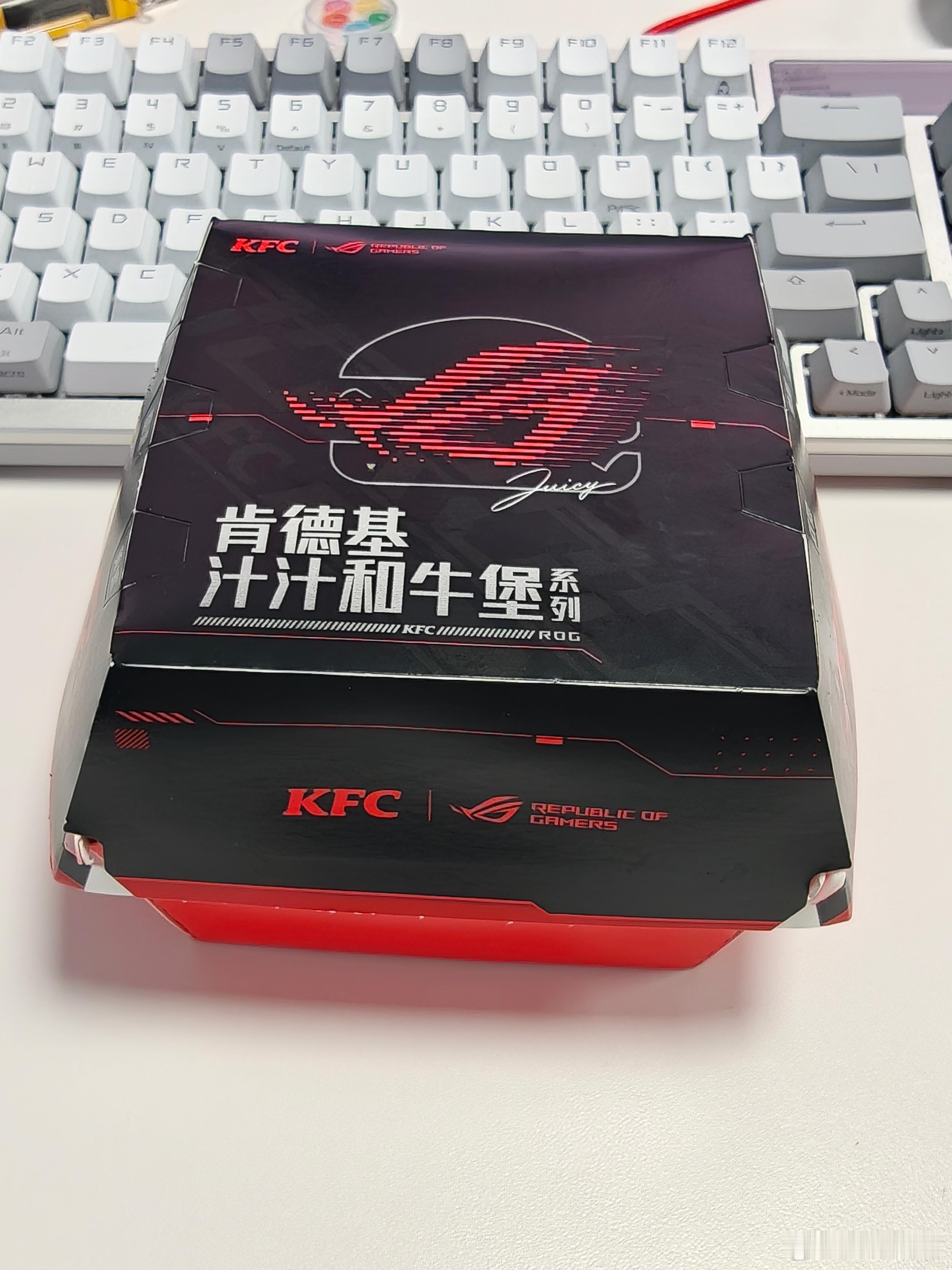 [滑稽笑]ROG汉堡都吃了么？​​​