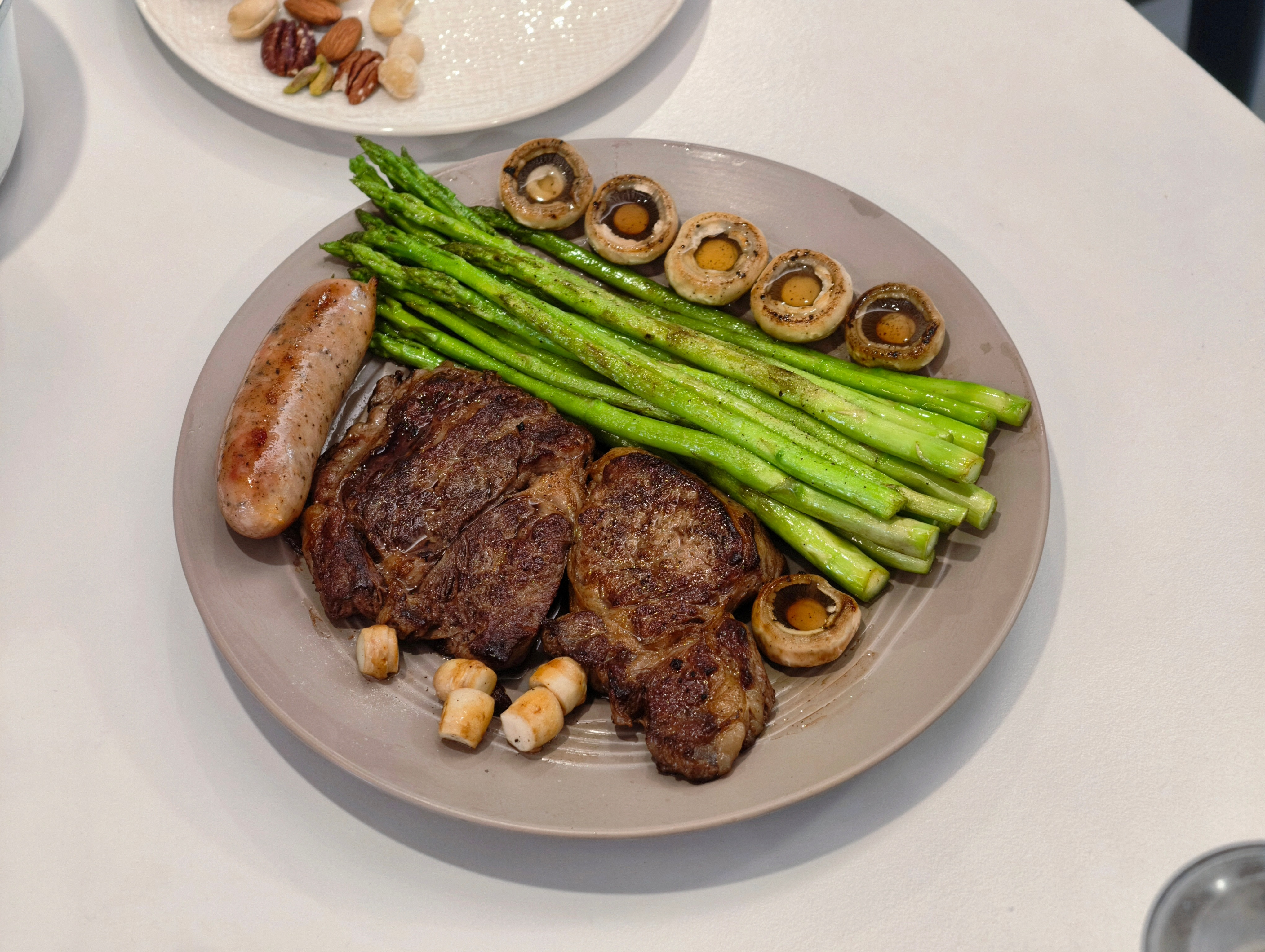 兄弟们也要好好吃饭奥，今天做漂亮饭。