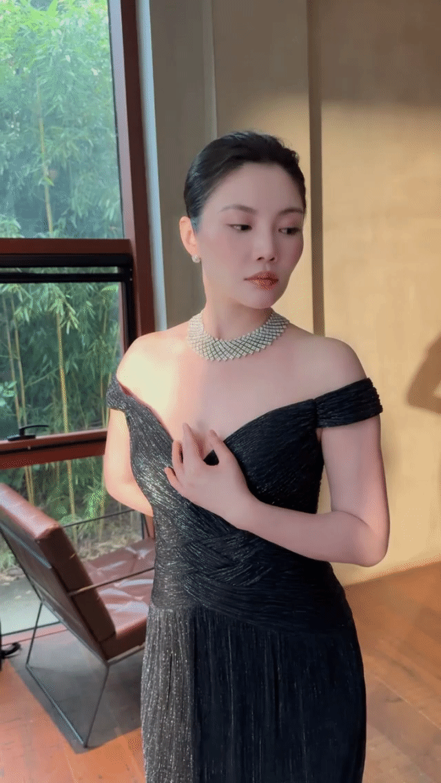 这里的碧海蓝天与细腻沙滩，能为爱情增添自然纯粹的仪式感。