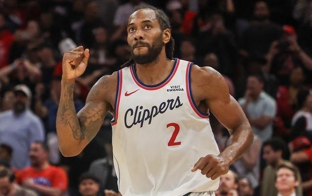 伦纳德说出这样的话，本赛季剩余28场比赛的对手要小心了！伦纳德1991年出生于