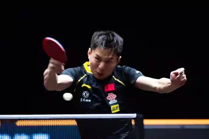 世界冠军方博复出，球迷担心会赢王楚钦。于何一挑战赛4-2战胜方博，刚刚训
