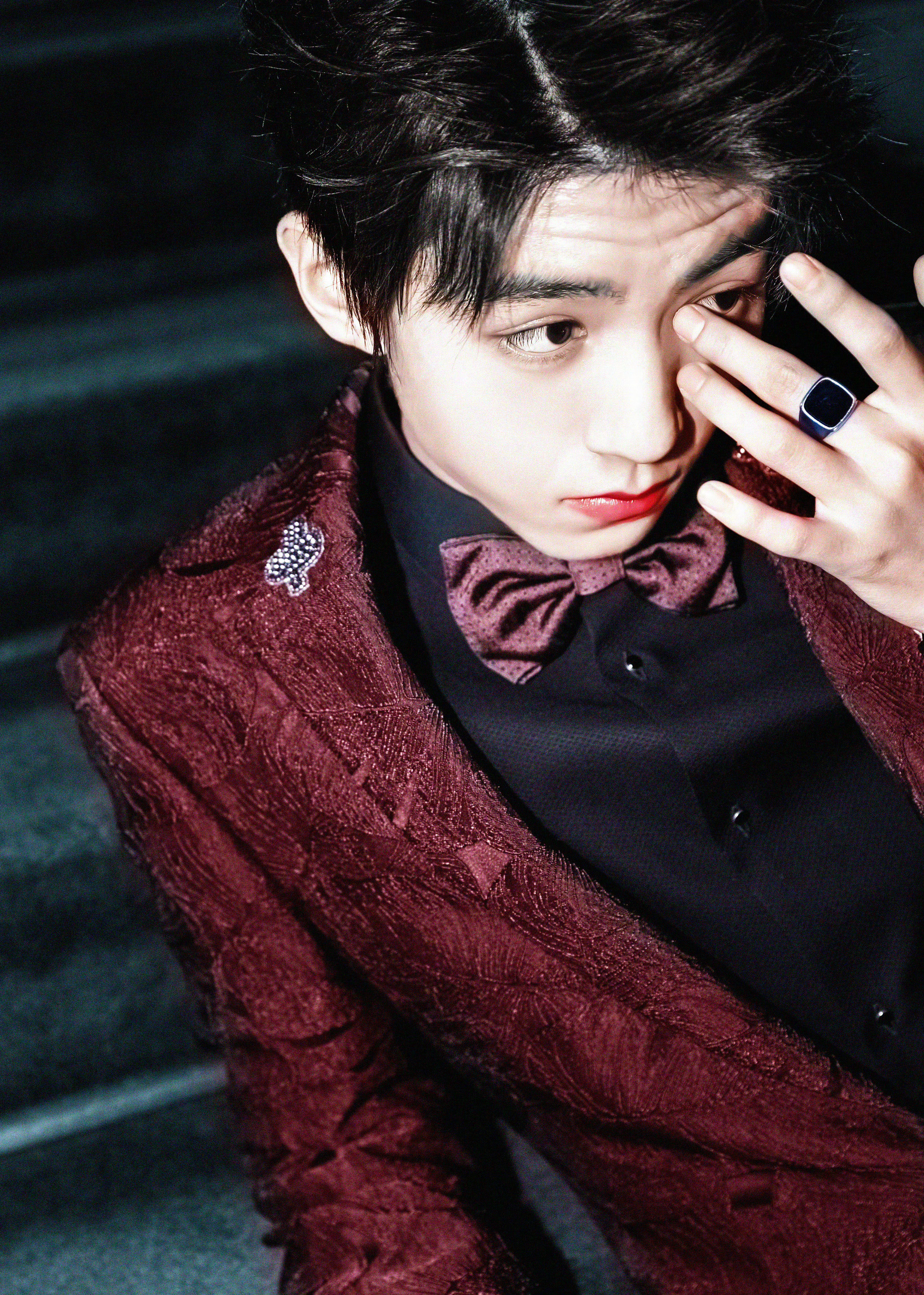 天知道王俊凯的抬头纹有多塞克西❤️🔥❤️🔥（是的，我还在品）