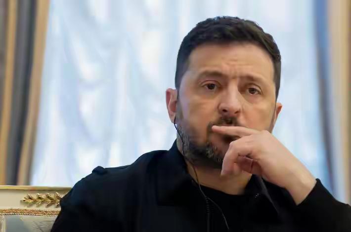 【悲催】乌克兰总统泽连斯基3月24日表示，美国和以色列发动的战争正在加强俄罗斯