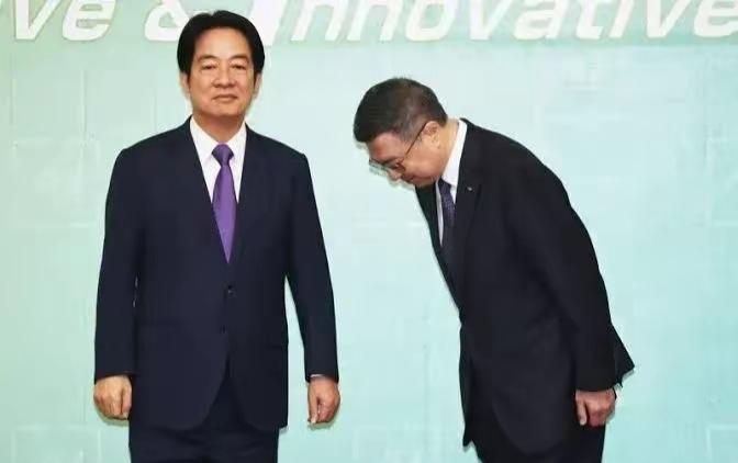 二十万人怒吼没能换来一句道歉，国民党官宣8月1日再聚凯道，新账旧账一起清算？