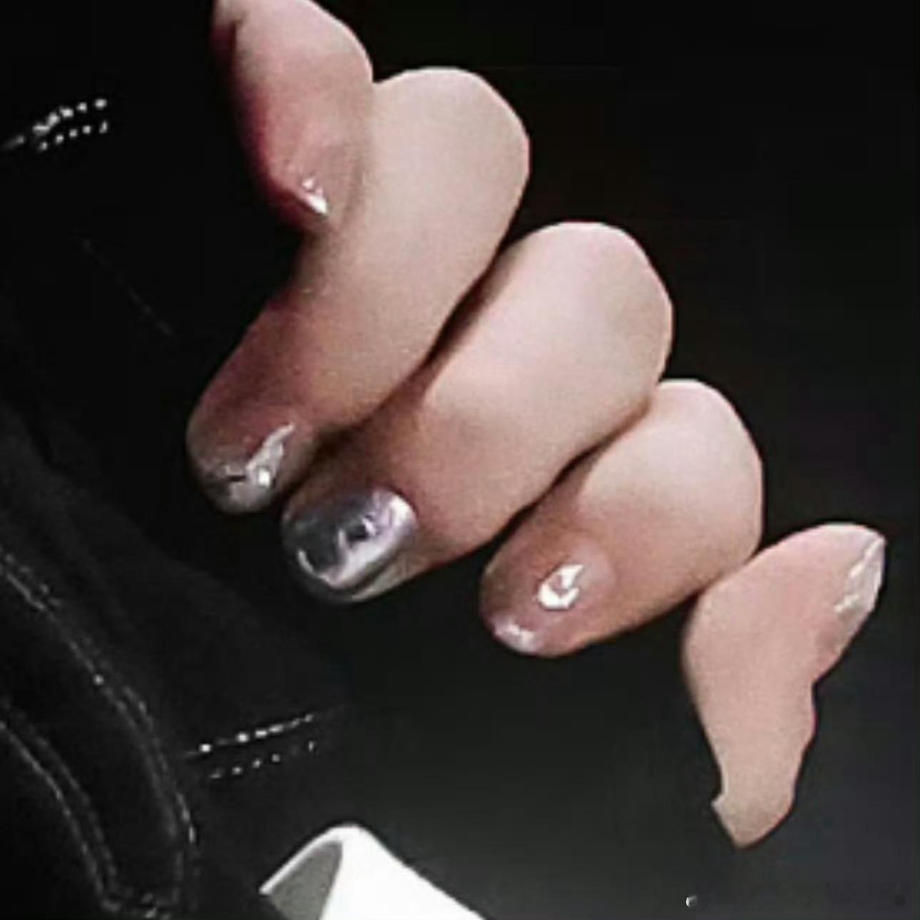 刘耀文美甲💅张真源美甲💅懂的人已经预约同款了​​​